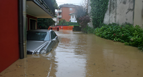 Alluvione Devastante a Valencia: Tra Tragedia e Speranza di Rinascita